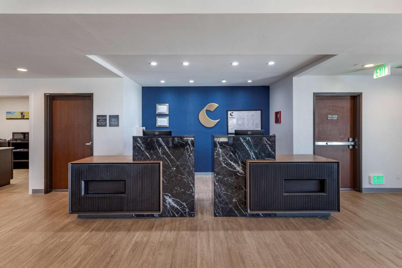 Comfort Inn & Suites Bennett Strasburg Extérieur photo