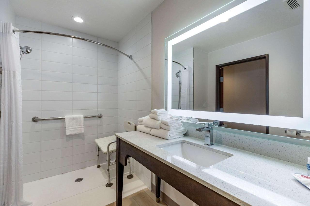 Comfort Inn & Suites Bennett Strasburg Extérieur photo